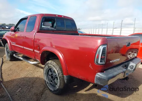 2002 Toyota Tundra Ltd V8 z USA, uszkodzony, nr VIN 5TBBT4812YS113972